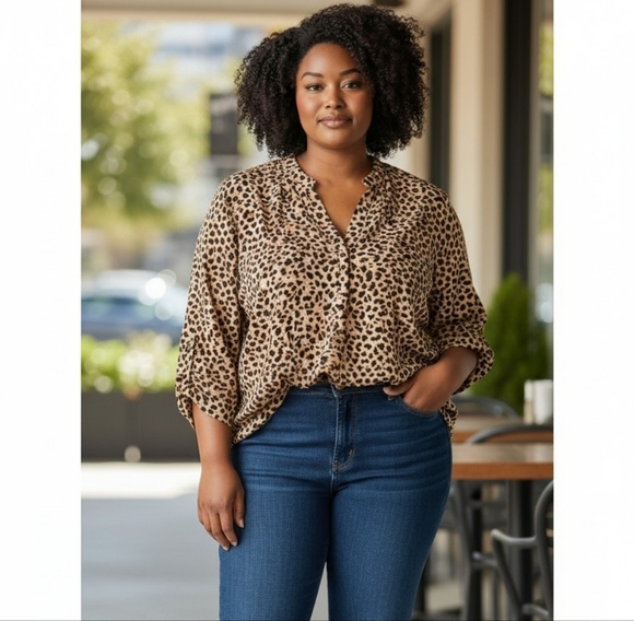 torrid Tops - Torrid Harper Blouse Women's Plus Size 3  V-Neck 3/4 Sleeve Animal Print exotic
